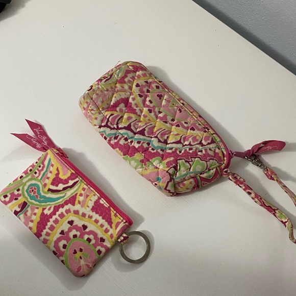 Vera Bradley Capri Melon Wristlet & Zip ID Case - Picture 2 of 4